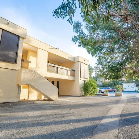 Les Louvans-2 By Interhome