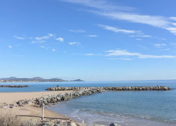 Les Louvans-2 By Interhome 圣艾格夫