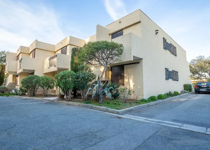 Les Louvans-2 By Interhome