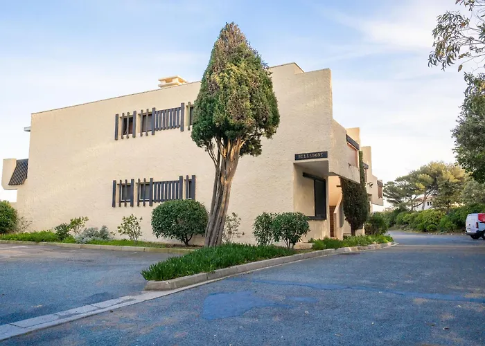 Les Louvans-2 By Interhome * Saint Aygulf