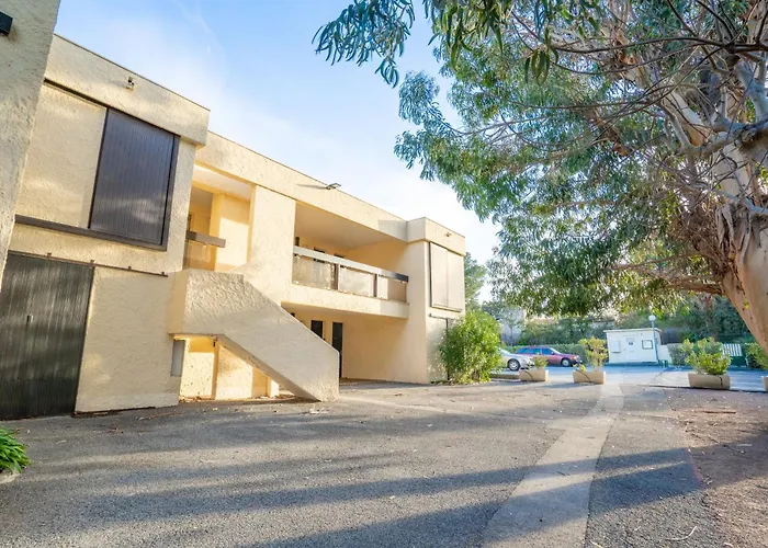 Les Louvans-2 By Interhome