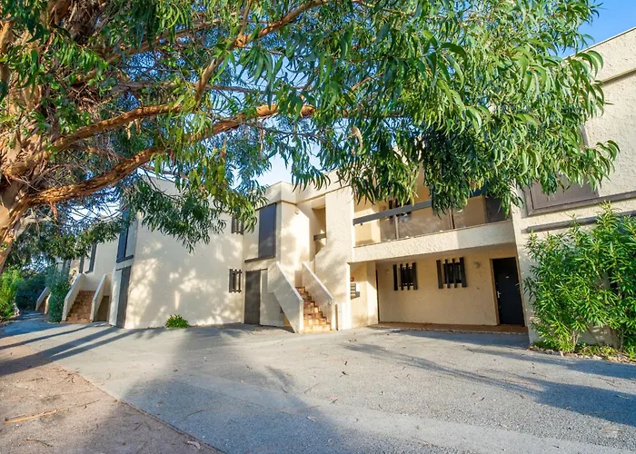 Lägenhet Les Louvans-2 By Interhome